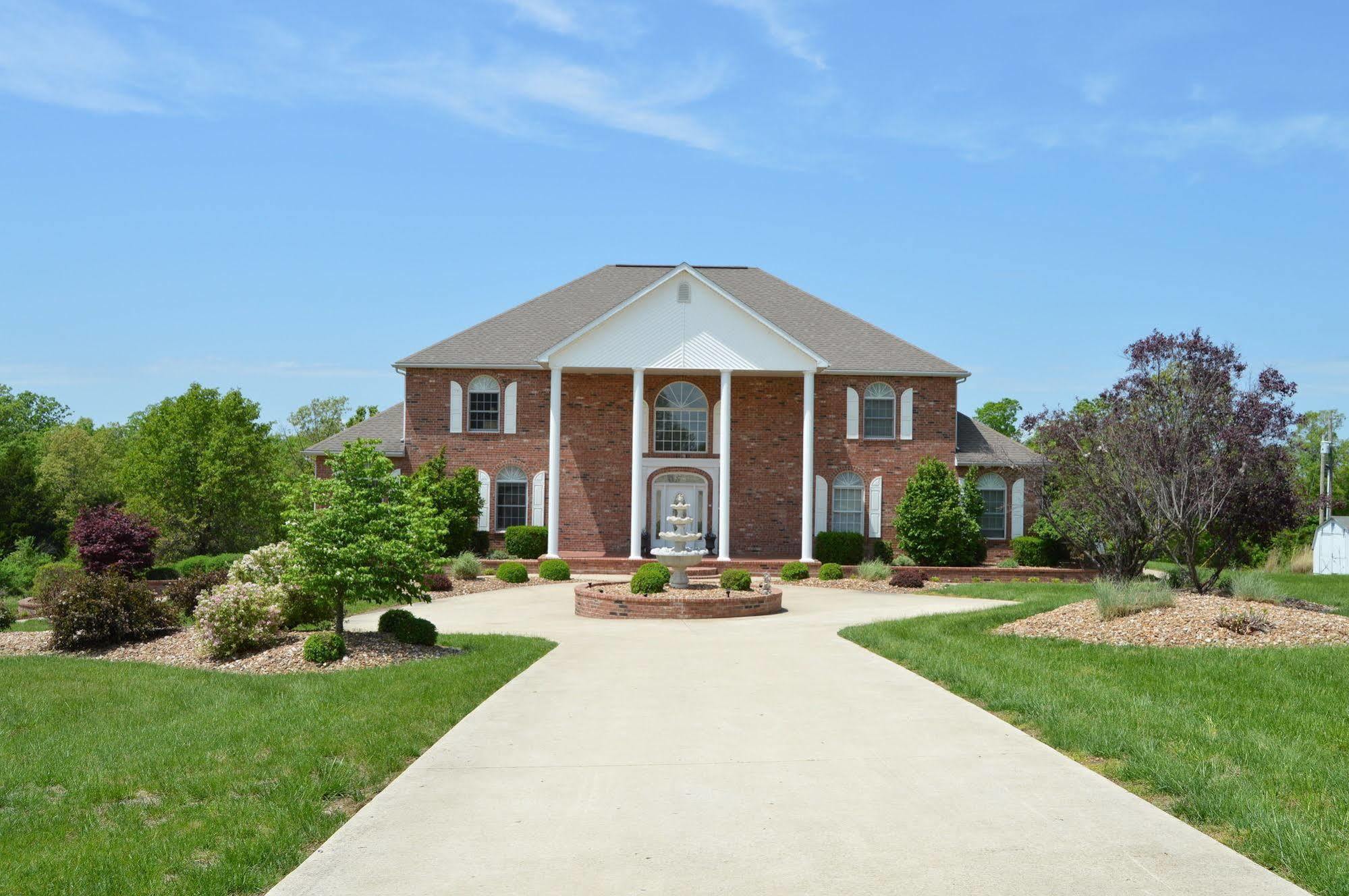 Lafayette Grand Manor Apartamento Waynesville Exterior foto